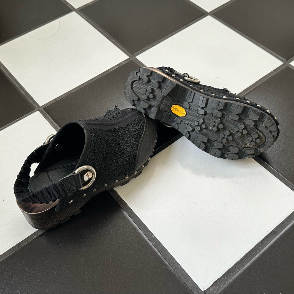 Brain dead energy absorber zoccolo clogs